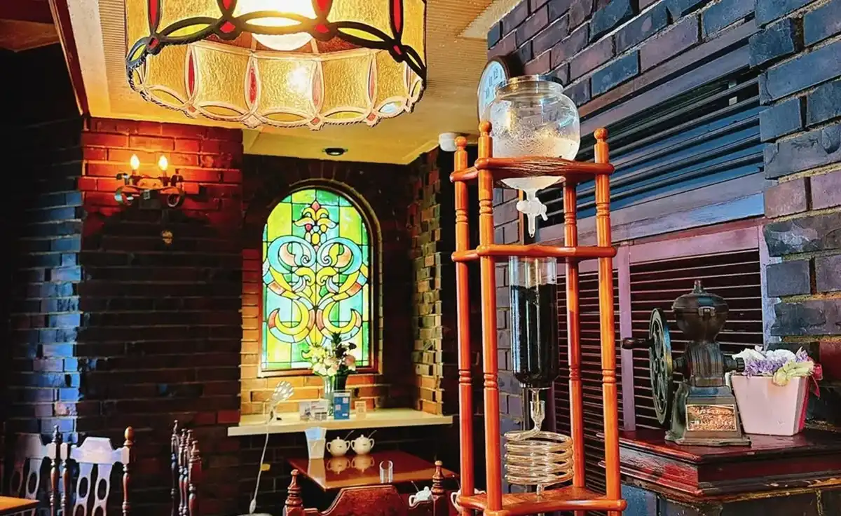 江坂のおすすめカフェ6選。落ち着いた街並みに溶け込む居心地のいいカフェを探して