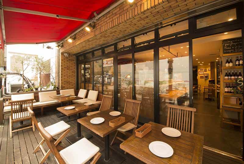 salvatorecuomoのテラス席