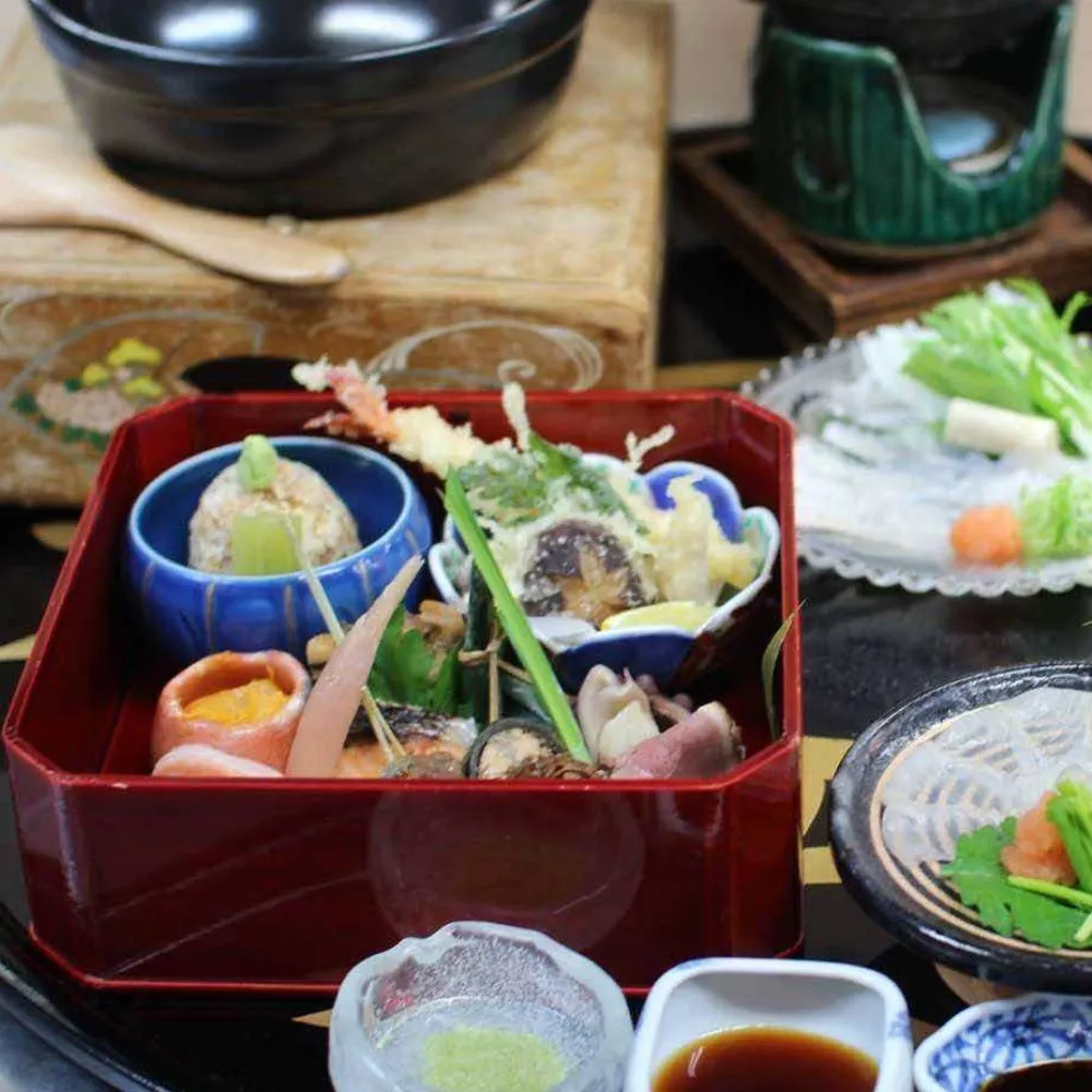 京料理梅むらの鴨川御膳