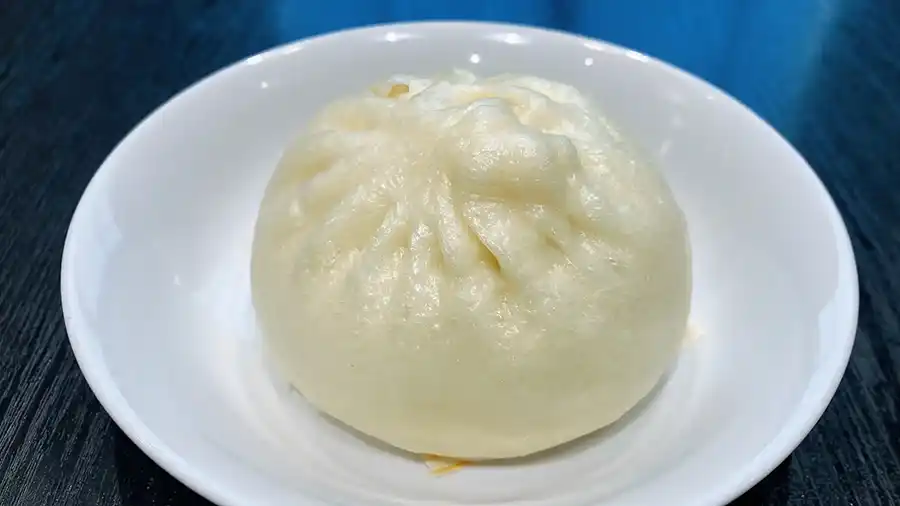 551蓬莱本店の豚まん