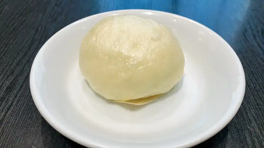 551蓬莱本店のあんまん