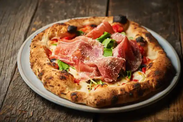 PISOLA吹田江坂店 ピザ2