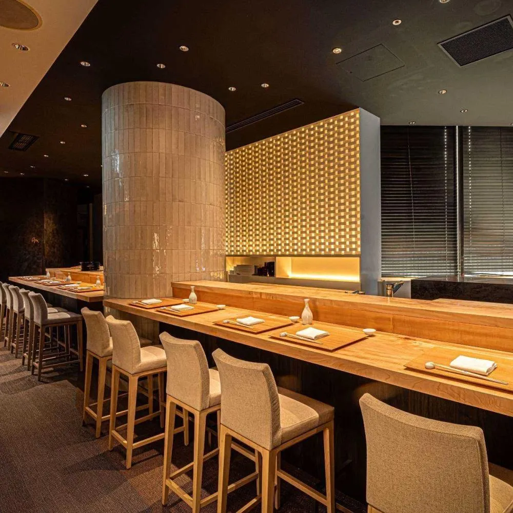 ゼックス ウエスト 炙り焼＆寿司アン_内観