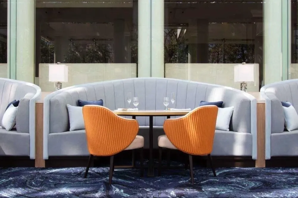 アマデウス　内観