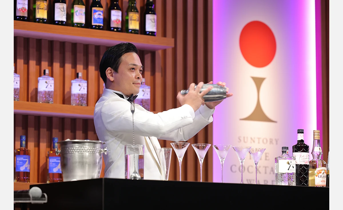 「ホテル アゴーラ リージェンシー 大阪堺」で、バーテンダー・鮎川正徳氏と過ごす一夜限りのカクテルイベント開催