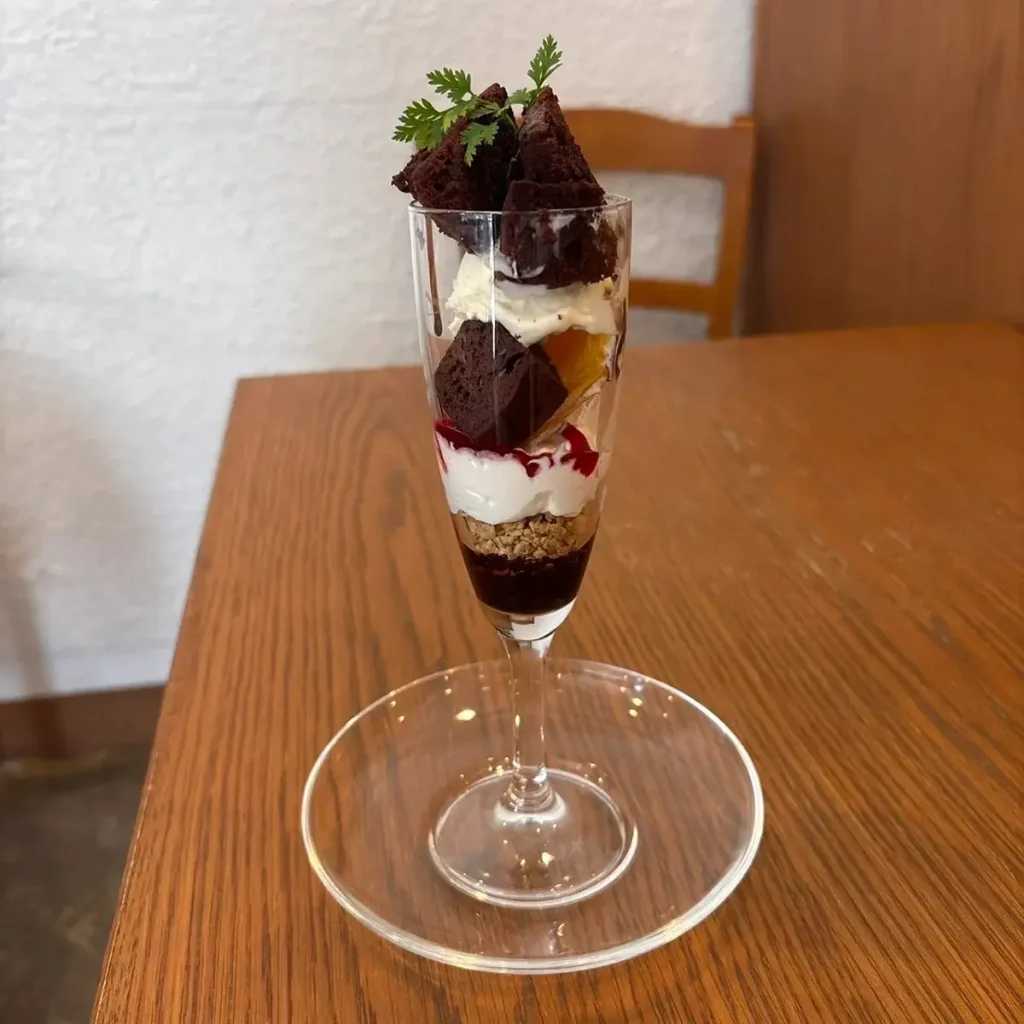 Café&Bal Magis(カフェアンドバル マジス) チョコレートのミニパフェ