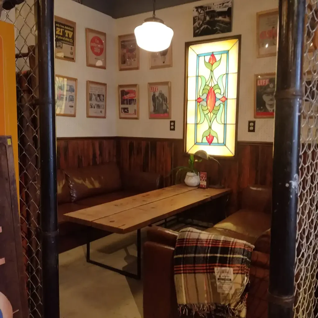 クラッチコーヒーアンドベイク 内観