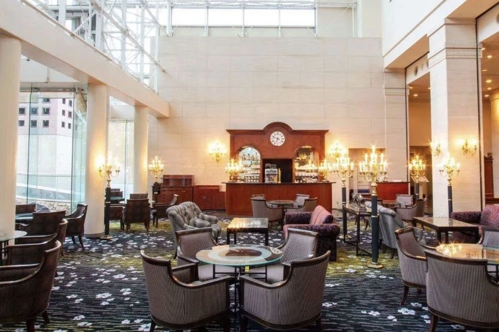 ロビーラウンジ　内観