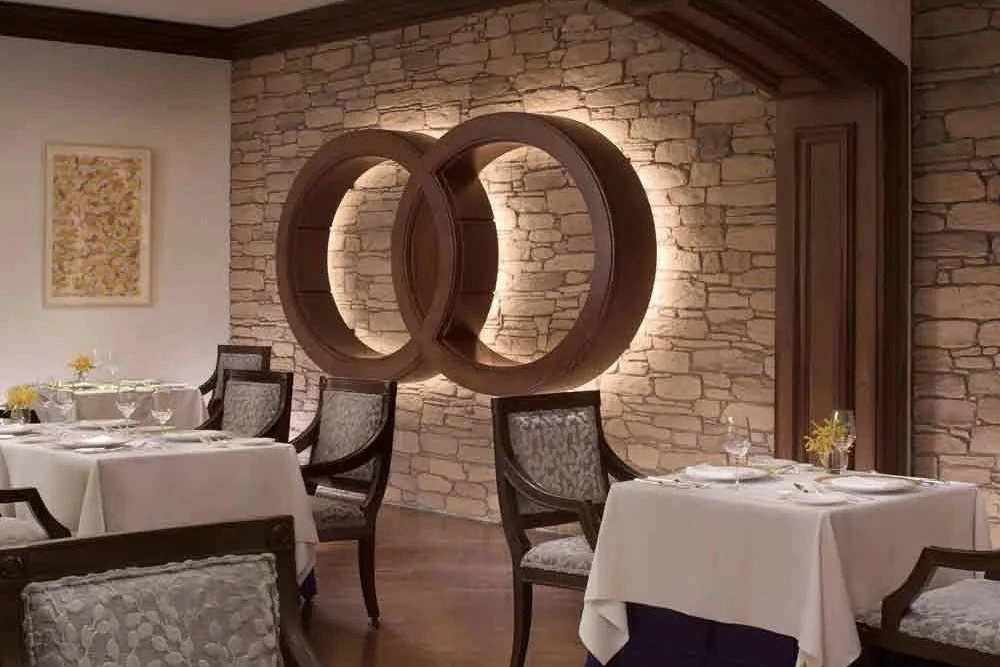 スプレンディード　内観