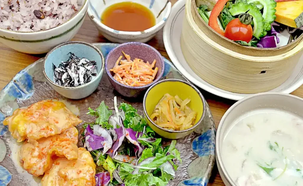 阪急梅田三番街 ムジべジプラス vegeプレート海老マヨチリ