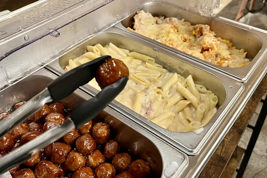 メルカパーラールクア大阪店ビュッフェの果物