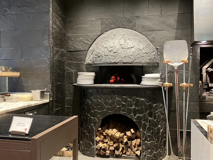 Salvatore Cuomo Bros.（サルヴァトーレ クオモ ブロス）のピザ窯