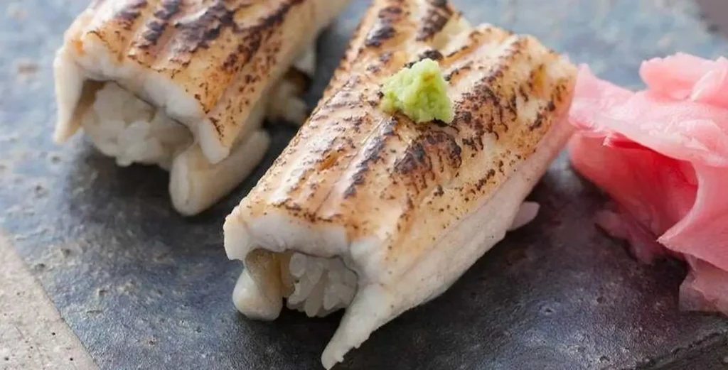 江坂鮨バル　おーうえすと　煮穴子にぎり