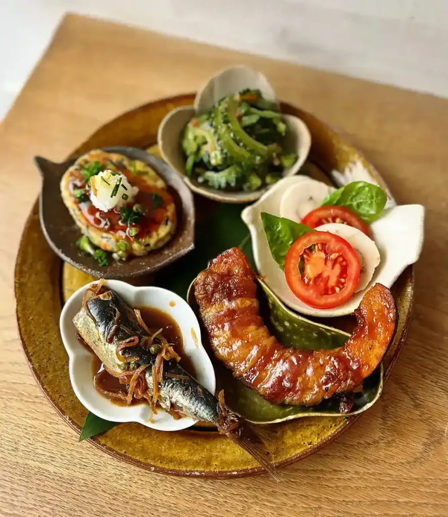 おばんざいとお酒 うきわ おばんざい5種盛り