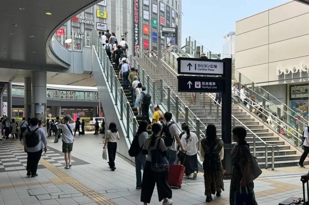 御堂筋口からバルチカ03まで