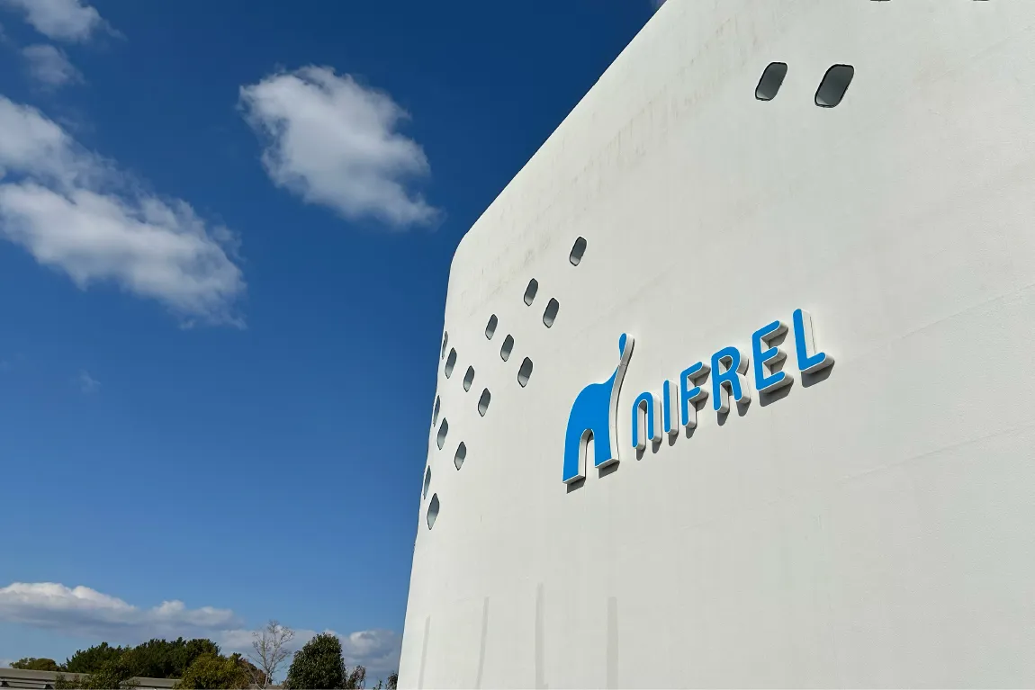 吹田市の人気ミュージアム「NIFREL（ニフレル）」で、7月19日（土）〜「マヌ～ルのゆうべ」とのコラボ謎解きイベントが始動