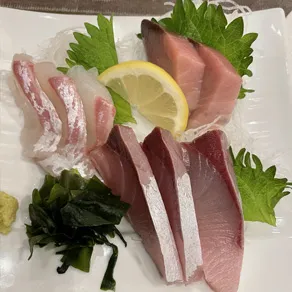 阪急三番街 スシ海鮮酒場 おか長 刺し身