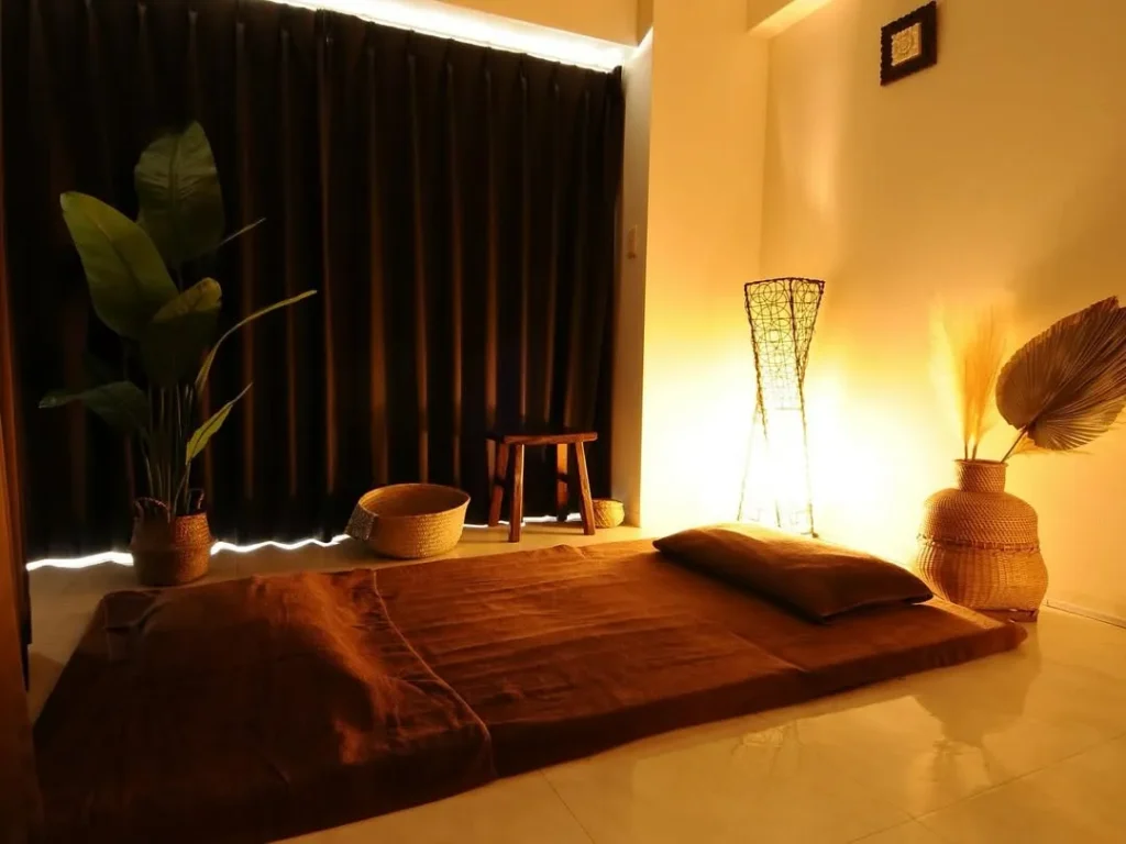 Rakusa(ラクサ)江坂店