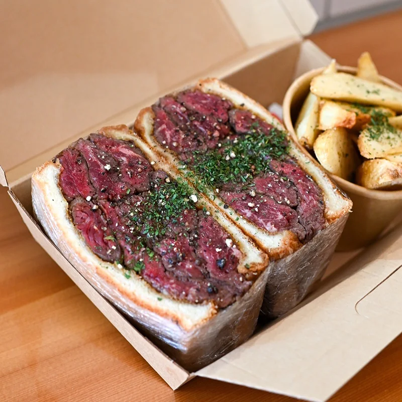 ボリューム系サンドイッチ チャームサイドサンドイッチ 大阪なんば店