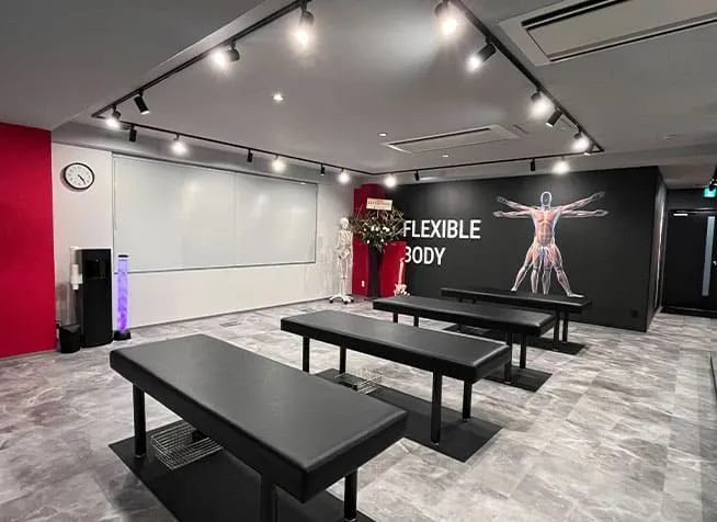 SSS江坂Studio 内観