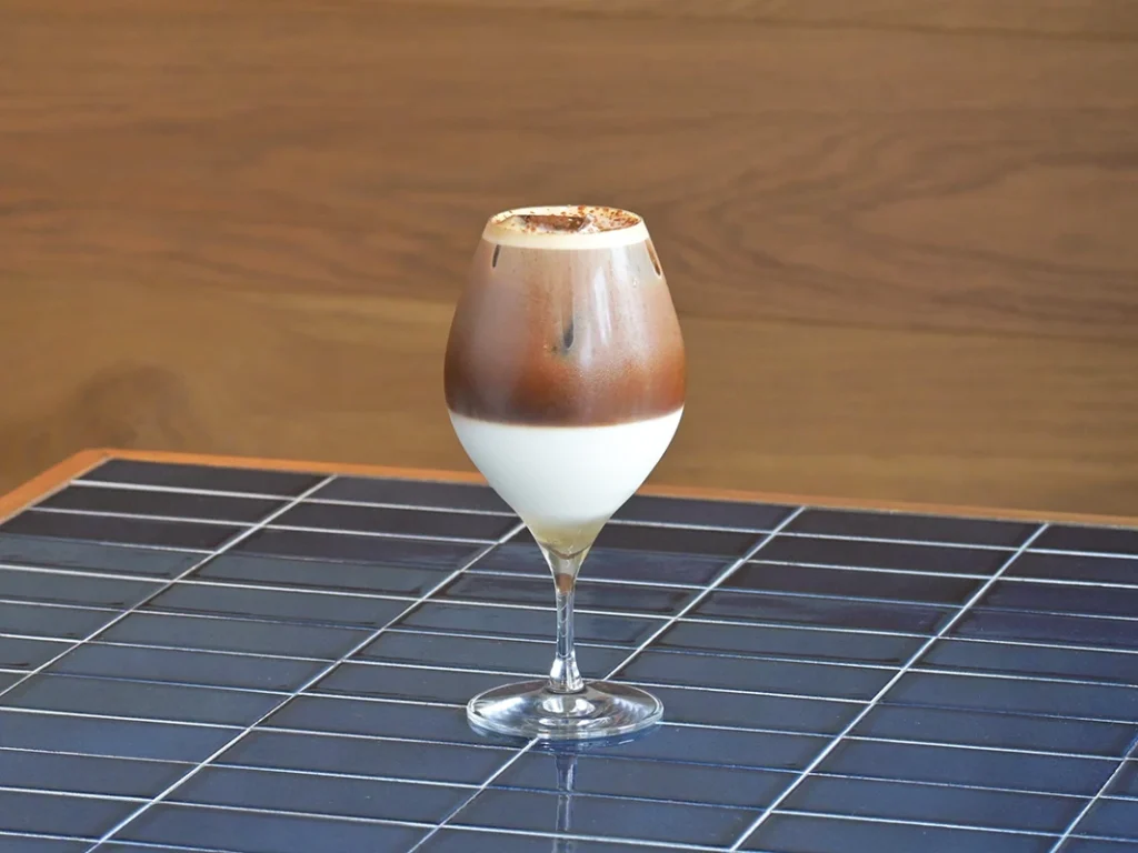 BAKE & Cafe Bar「UNREAL」