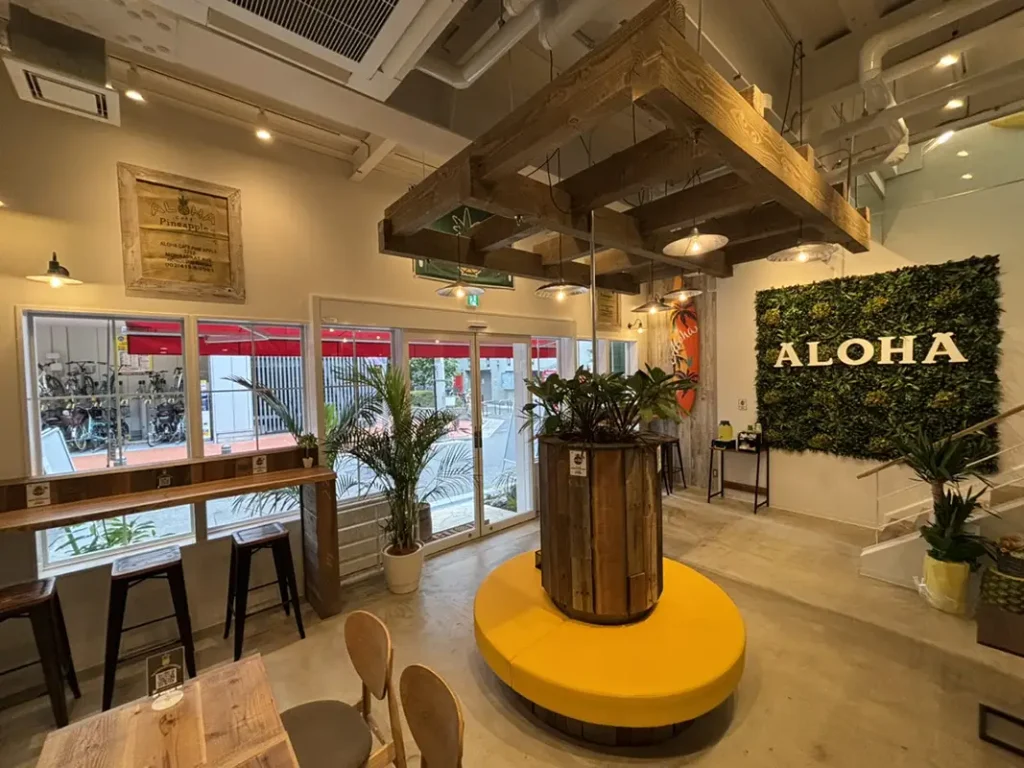アロハカフェパイナップル梅田茶屋町店