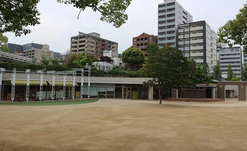 第26回こいや祭り会場のの江坂公園