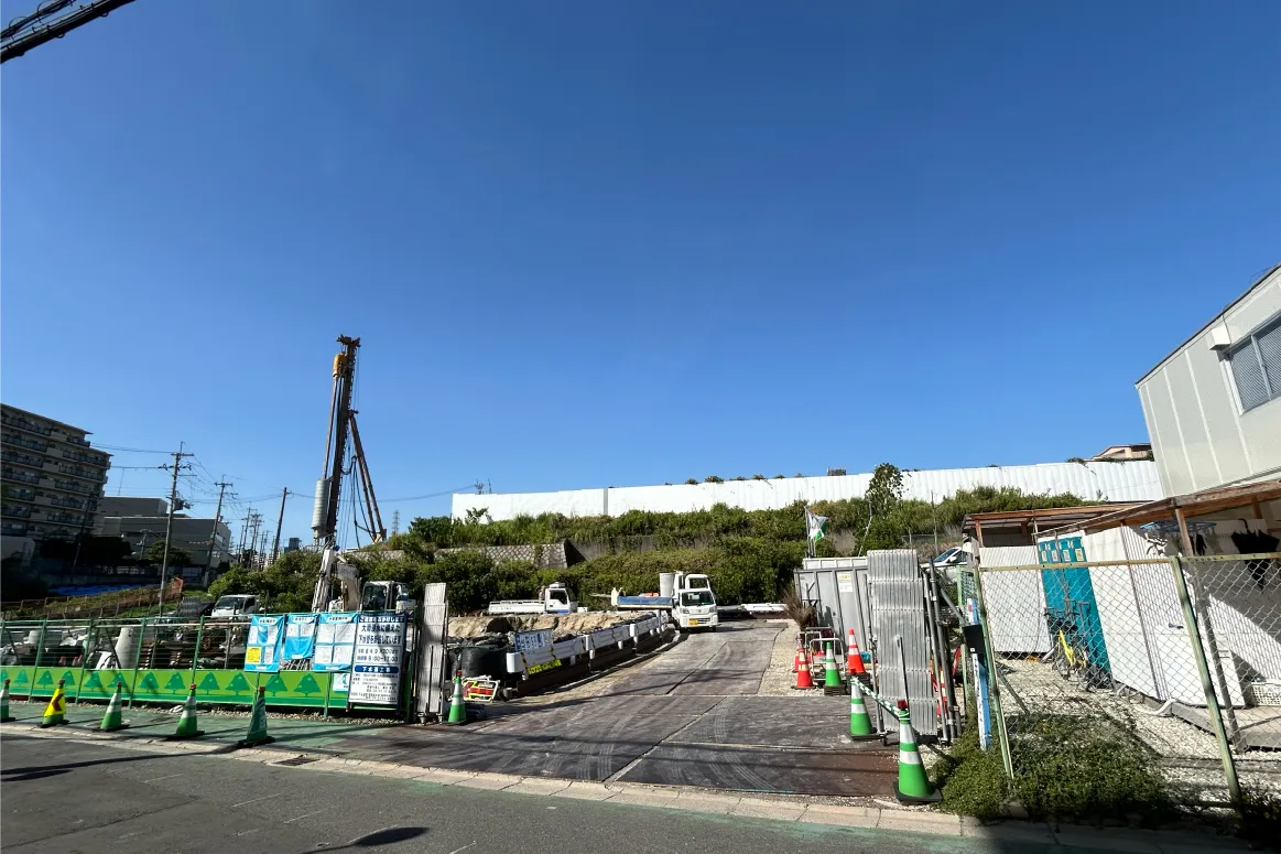 吹田市千里山虹が丘地内を中心に、下水管の新設工事を実施中。期間は9月30日（火）まで予定しています