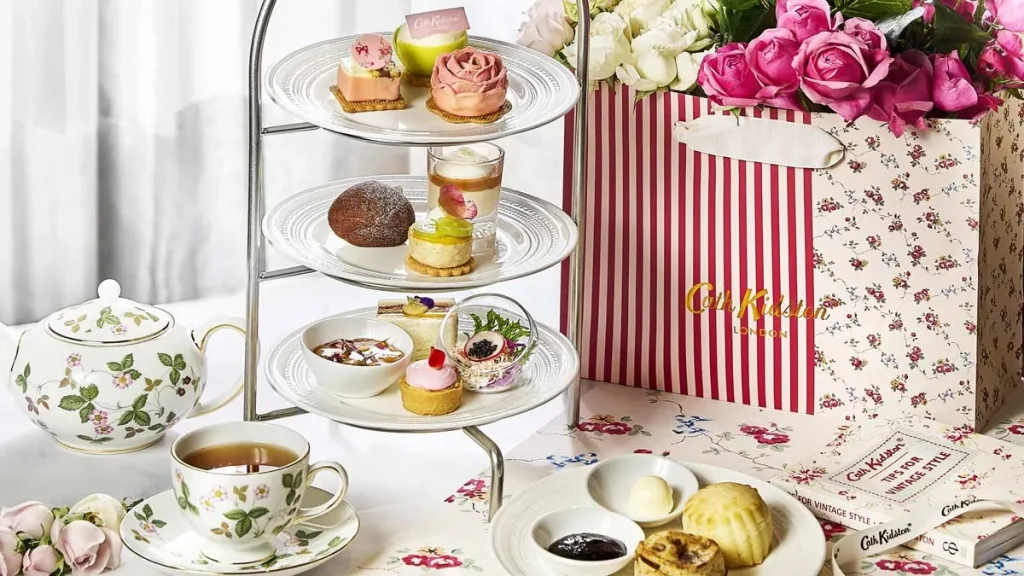 ザロビーラウンジ　ロビーラウンジ