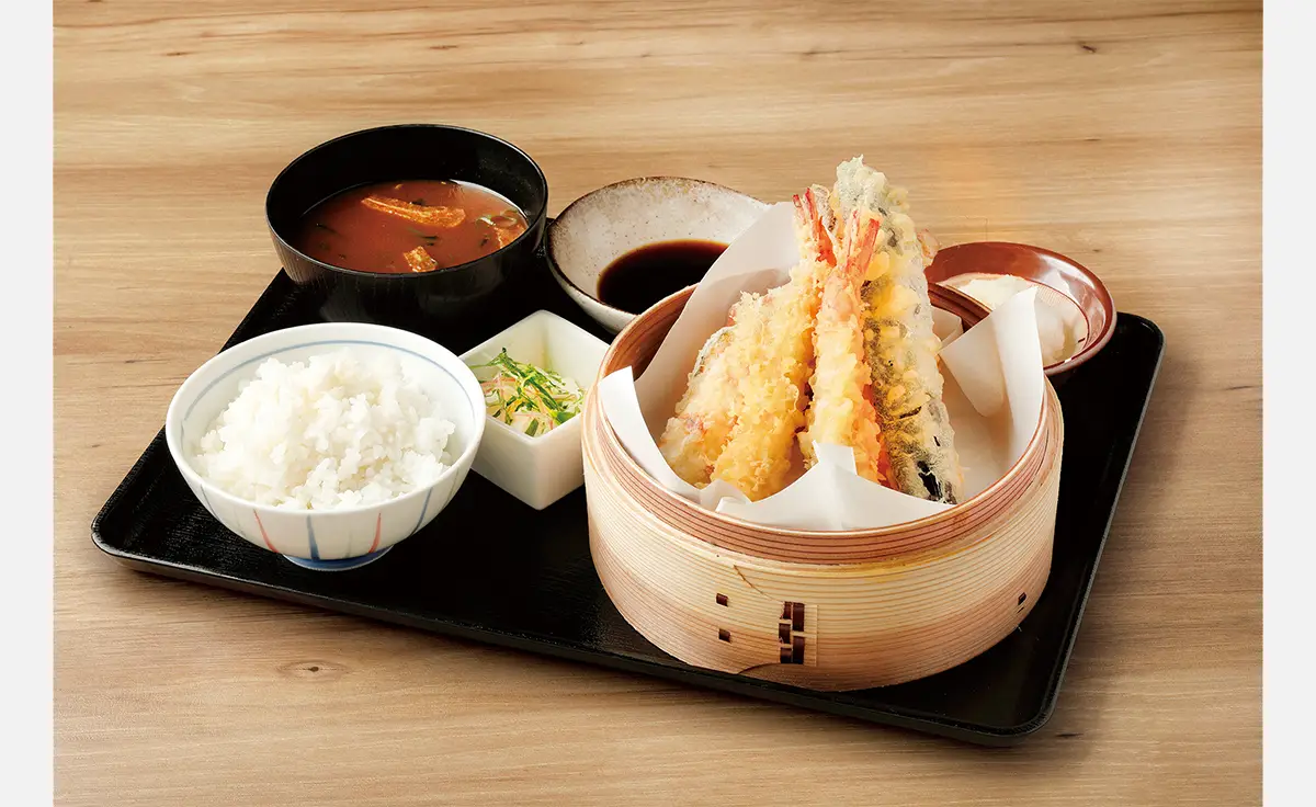 京都で行列の絶えないサクサク天ぷらのお店「天ぷら寿司海鮮 米福」が2025年10月24日、なんばパークスにオープン