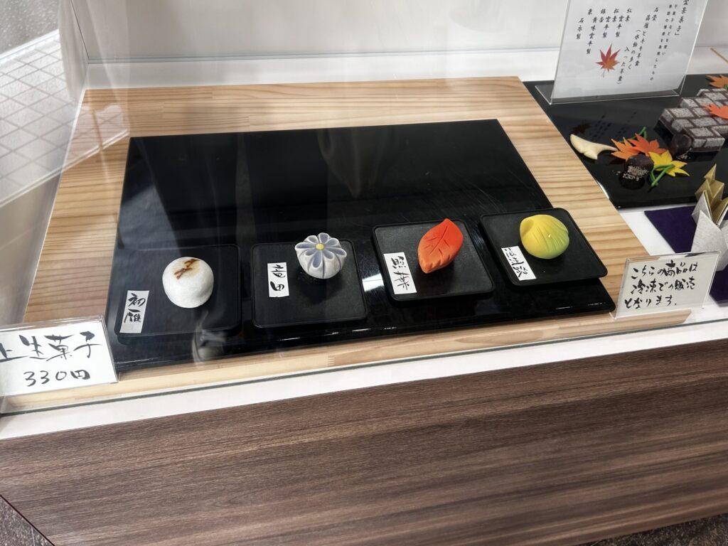 栗屋本舗 ショーケース2