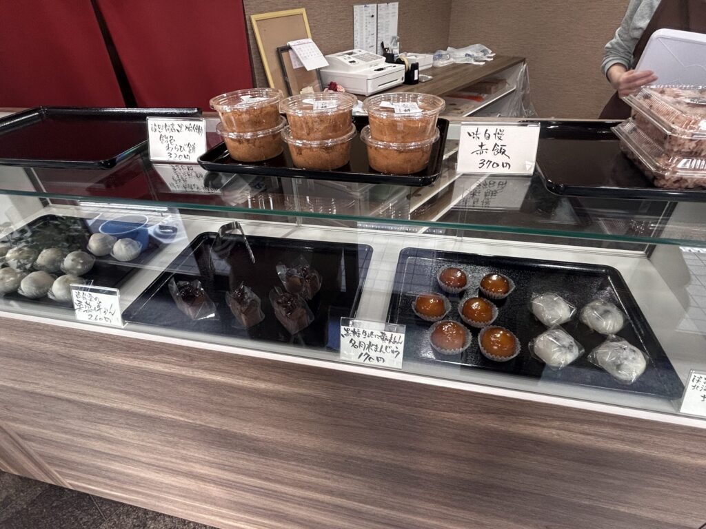 栗屋本舗 ショーケース1