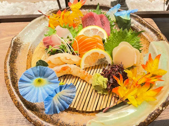 海鮮居酒屋 赤富士　お任せ刺身盛り合わせ