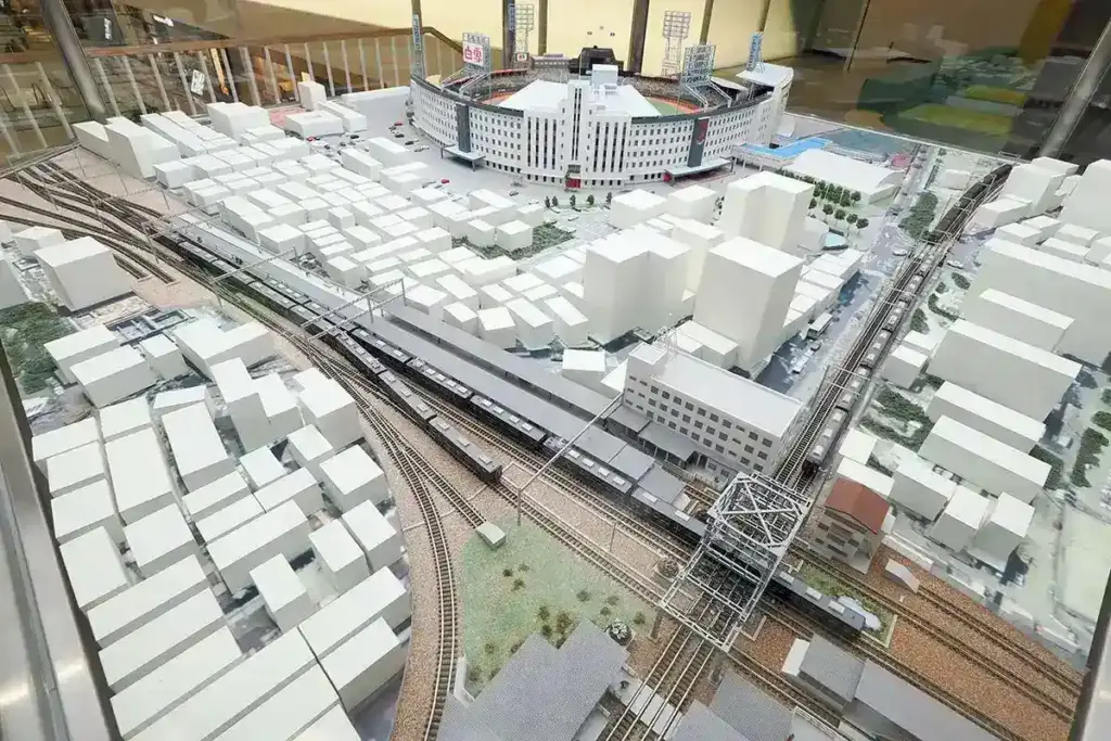 写真で見る関西のいま、むかし 第2回 西宮北口駅 クリスタルガーデン ジオラマ