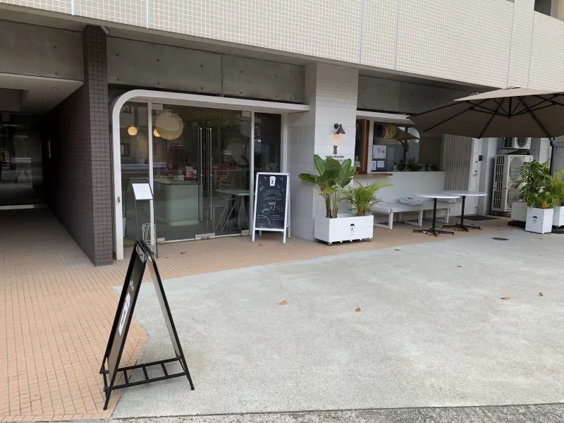 イノセンチュア 店舗外観