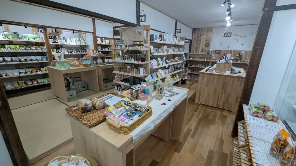 縁市-kominka-の内装