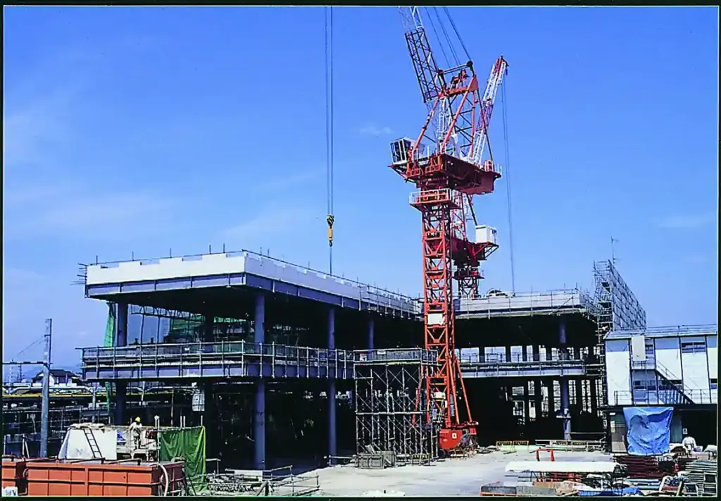 写真で見る関西のいま、むかし 第2回 西宮北口駅 高架 工事中