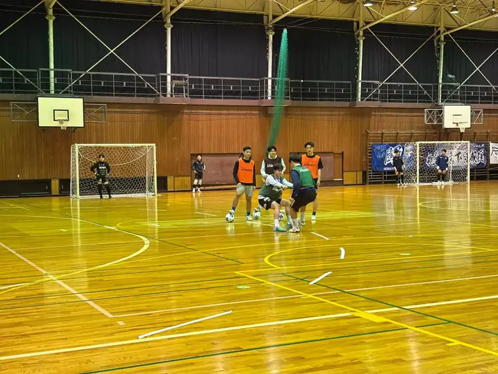 大阪成蹊大学フットサル部　練習風景2