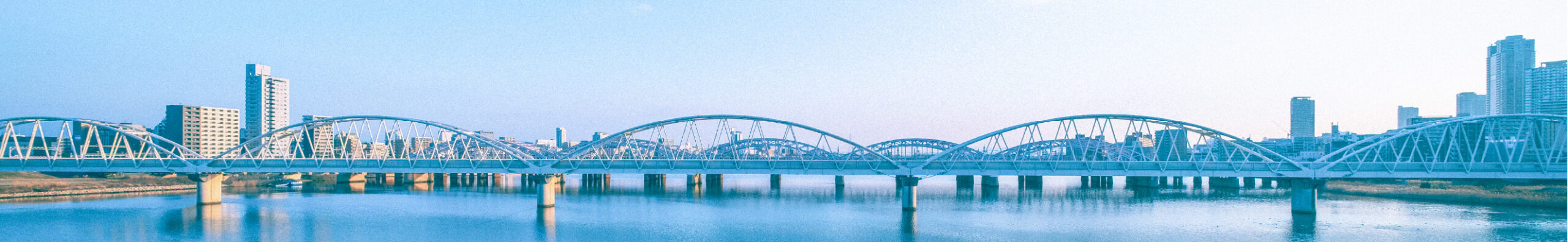 TOKK 十三・淡路・上新庄>