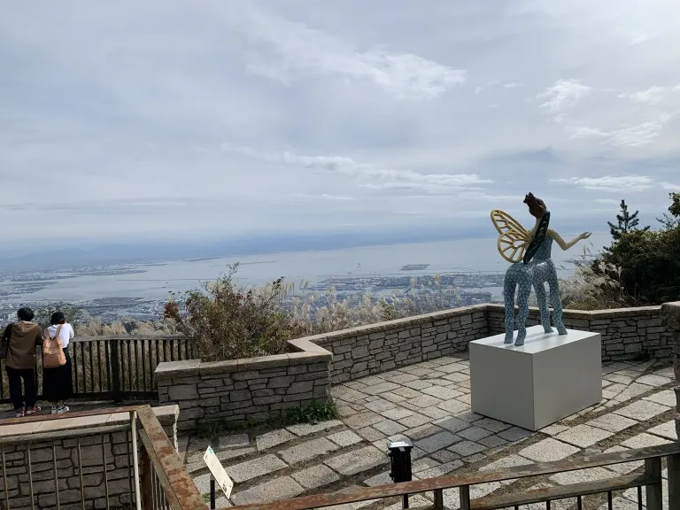 六甲ミーツアート　白水ロコ氏　作品と眺望