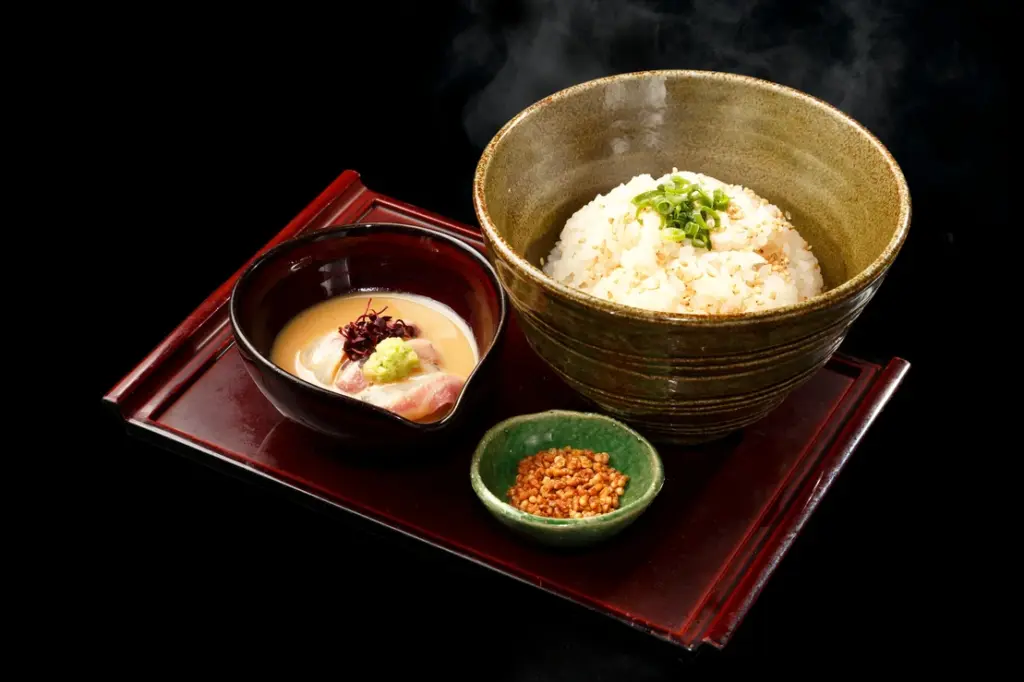 鯛塩そば 灯花 なんばダイニングメゾン店