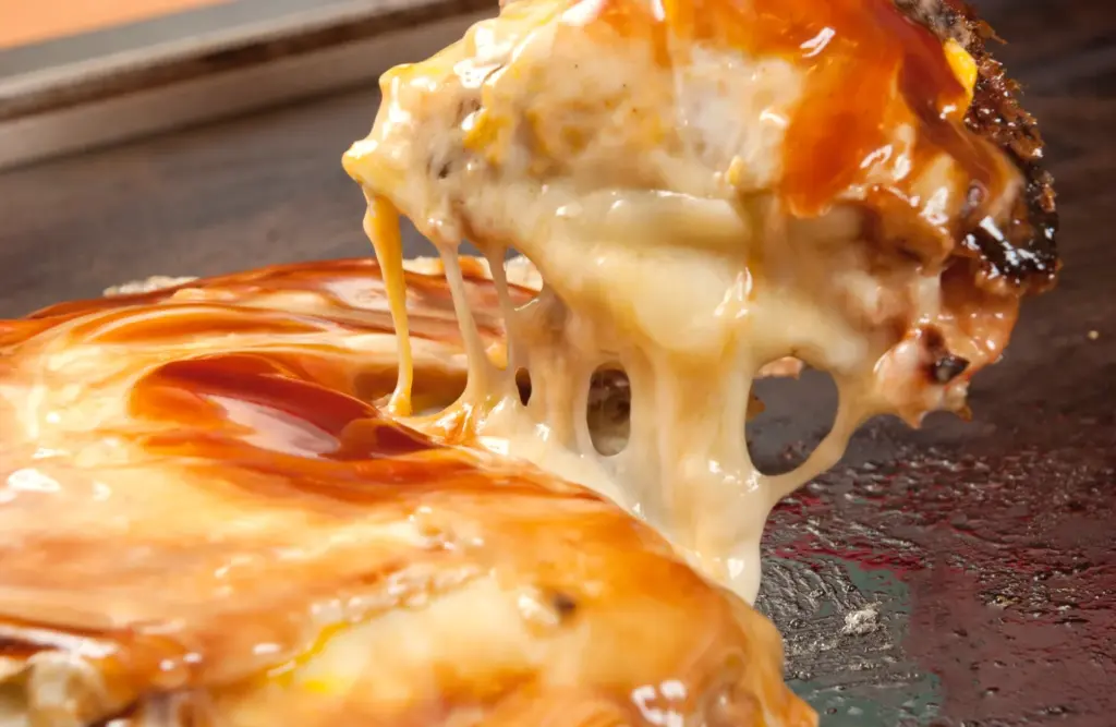 鶴橋風月 江坂店 チーズたまぶたモダン