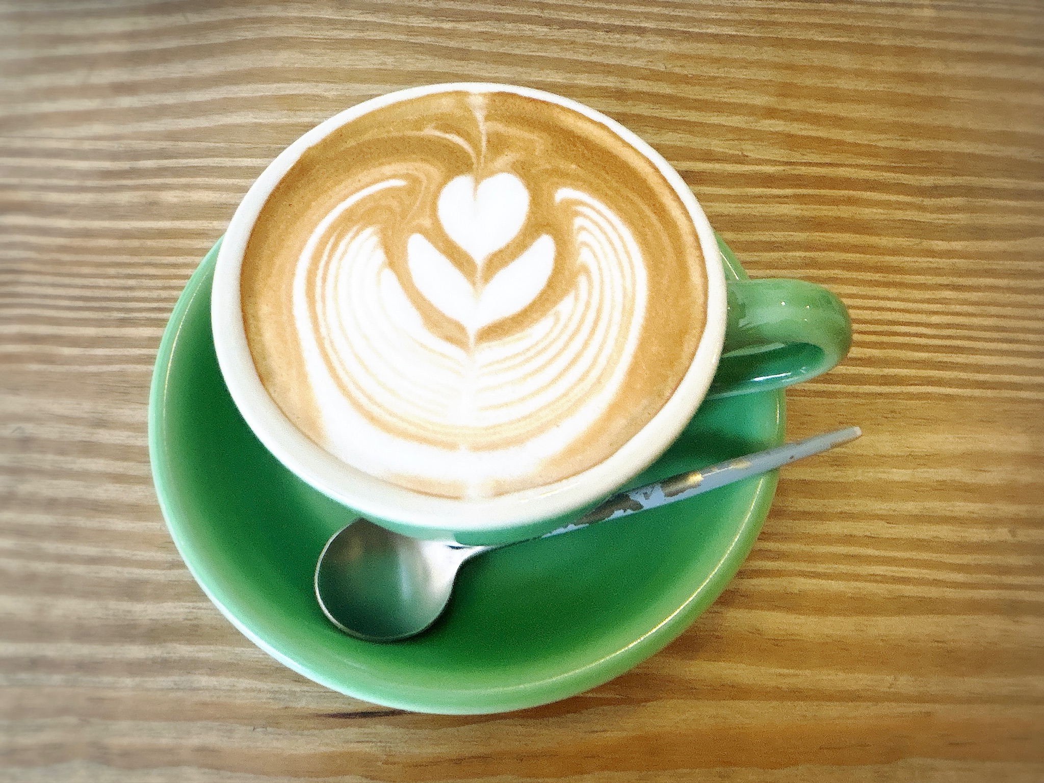 千里丘駅すぐ。「KOMOLEBI」でスパイスとコーヒーの香りに包まれる時間