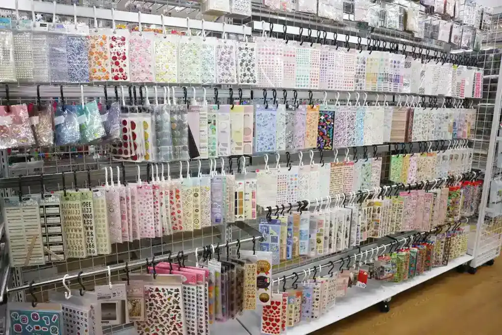 ダイソー ダイエー江坂公園店16