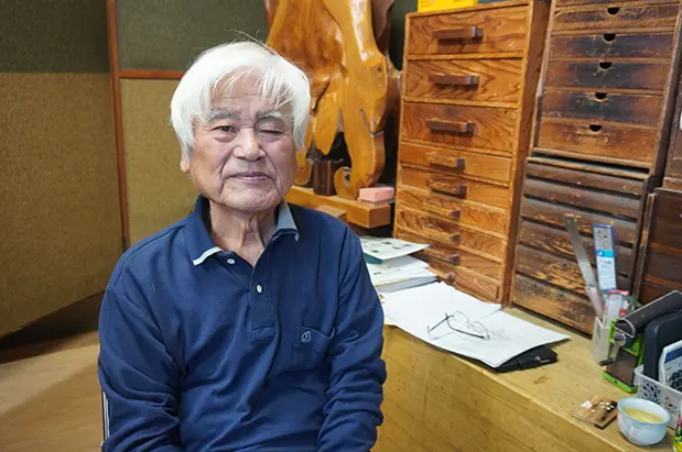 大阪欄間　プロフ写真